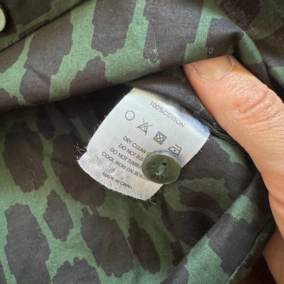 Caballero Ruffle Long Sleeve Blouse – Size Medium Green and Black - Picture 7 of 7